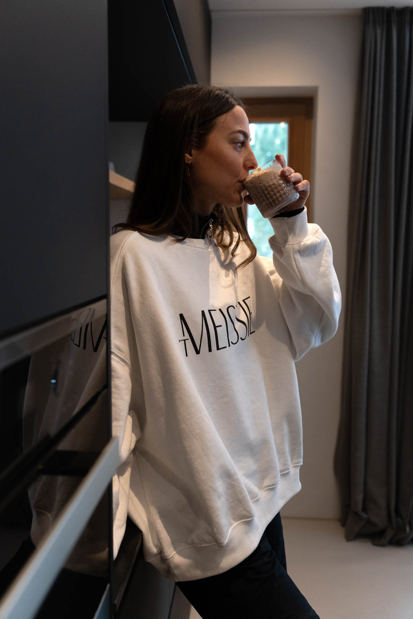 Cream white oversized sweatshirt 't Meissie