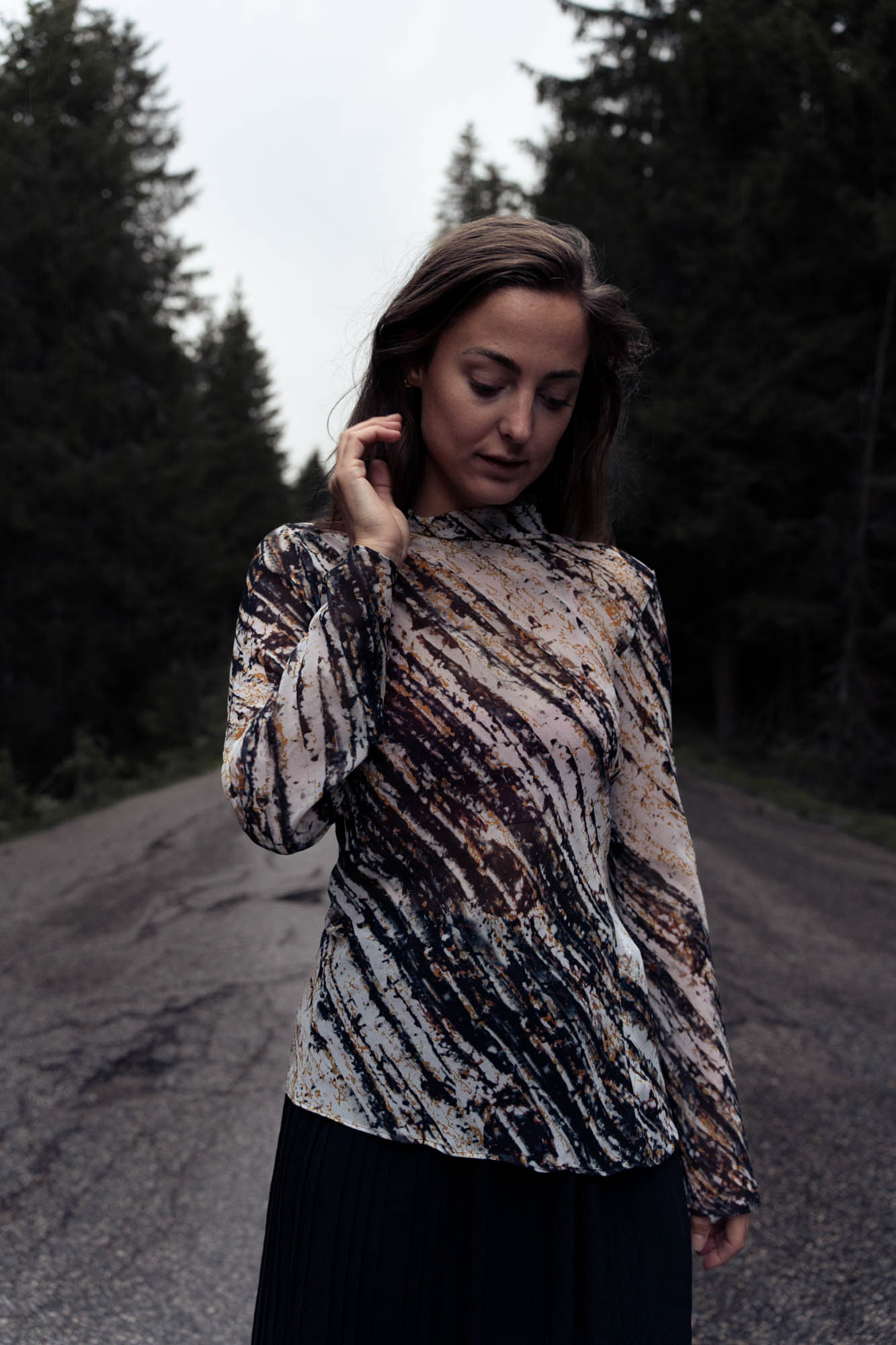 Asymmetric top with turtleneck