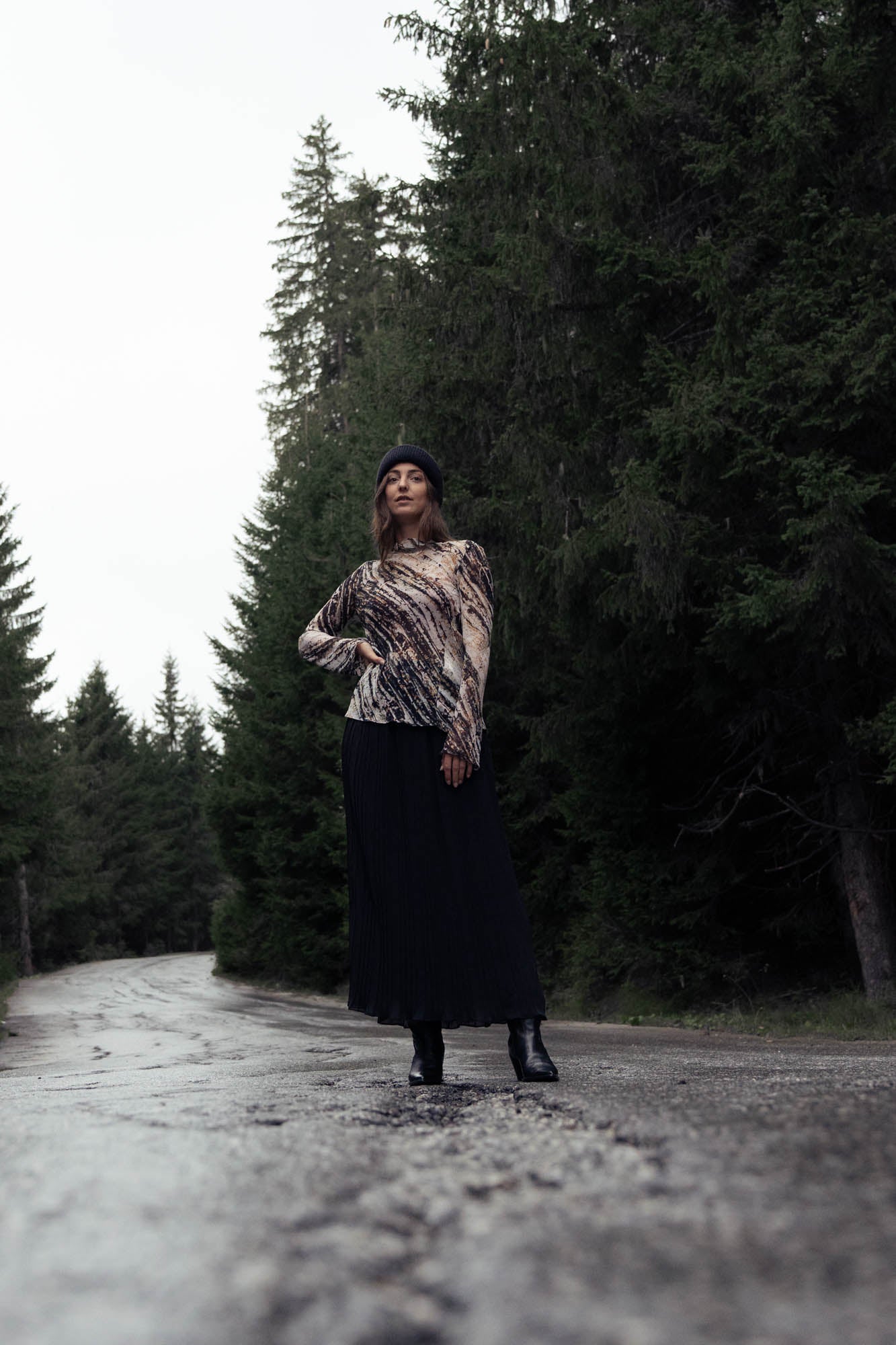 Asymmetric top with turtleneck