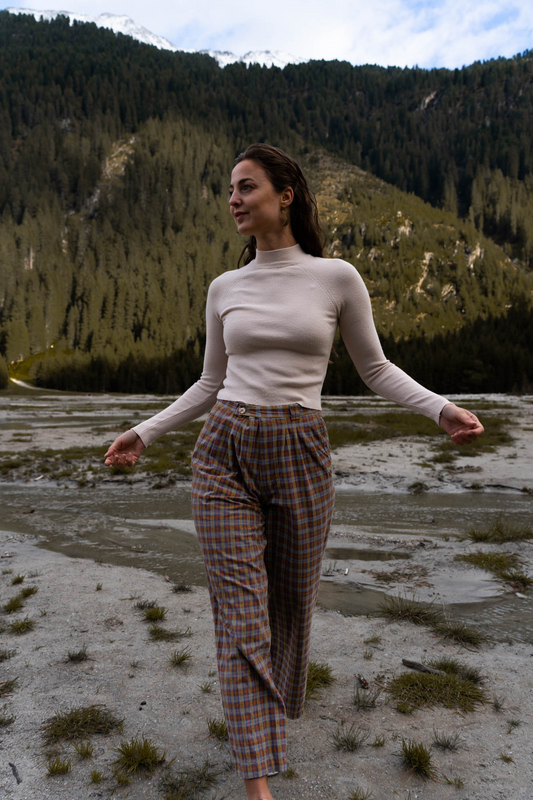 Light pink sweater with turtleneck