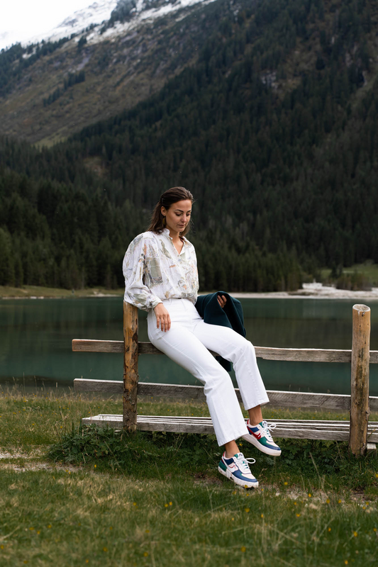 White boot cut jeans